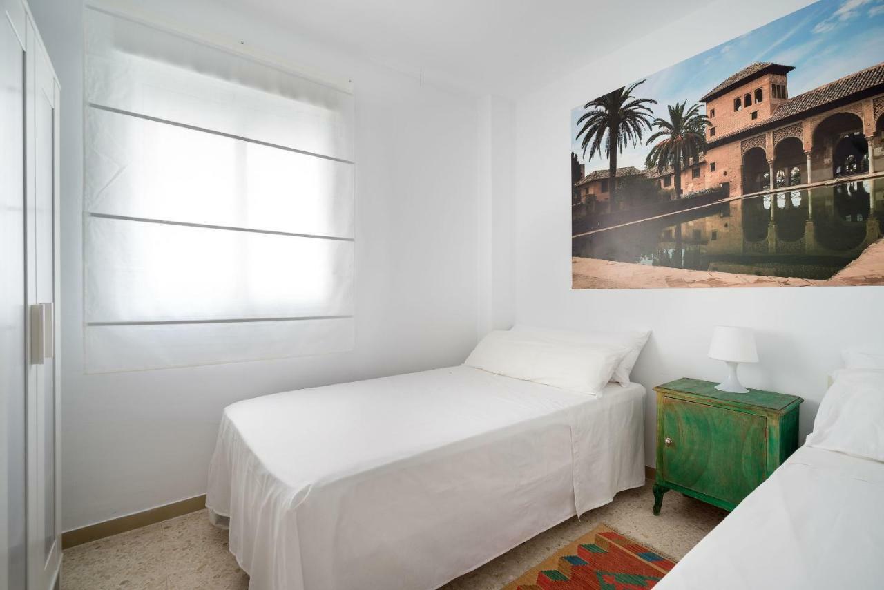 Arcos Beach Infostays - Free Parking 马拉加 外观 照片