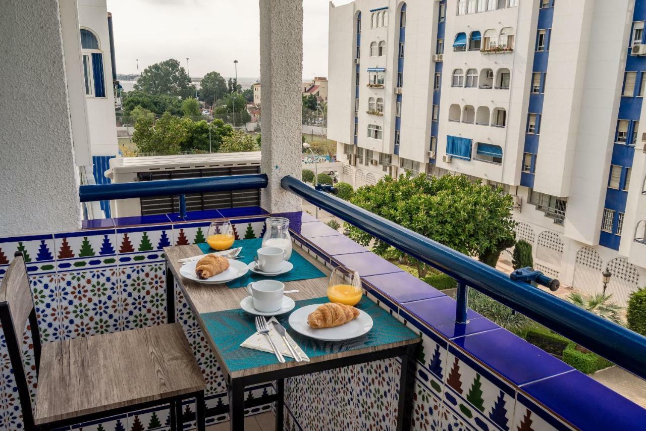 Arcos Beach Infostays - Free Parking 马拉加 外观 照片